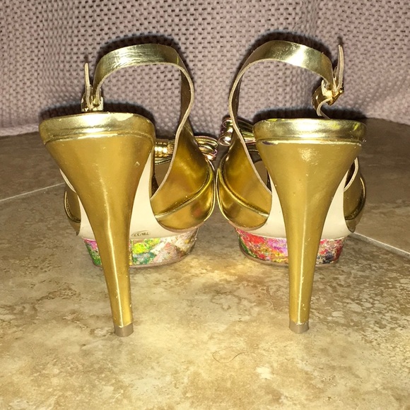 BCBGirls Gold Heels 7 - Picture 7 of 7